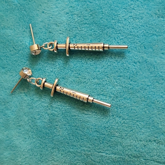 Medical Nurse Earrings - Picture 6 of 9